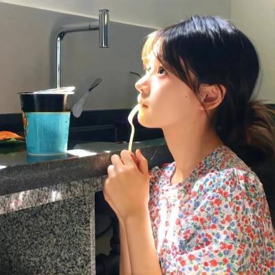 村里来了个洋媳妇